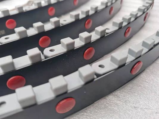 Το στρατιωτικό όχημα τρέχει την επίπεδη ασφάλειας προστασία ελαστικών αυτοκινήτου ζωνών 235/55R17 265/65R17 επίπεδη